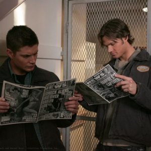 Jensen Ackles e Jared Padalecki nell'episodio 'Tall tales' della serie Supernatural
