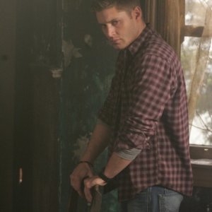Jensen Ackles nell'episodio 'All Hell breaks loose: part 2' della serie tv Supernatural