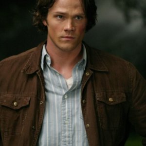 Jared Padalecki  nei panni di Sam Winchester, nell'episodio 'Bad Day at Black Rock' della serie Supernatural