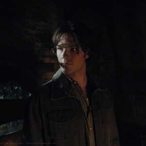Jared Padalecki nel ruolo di Sam Winchester nel serial Supernatural, episodio 'The Magnificent Seven'
