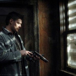 Jensen Ackles nel ruolo di Dean Winchester nell'episodio 'Ghostfacers' del serial Supernatural