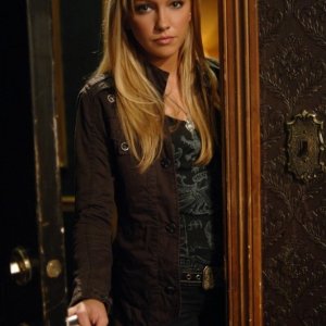 Katie Cassidy è il demone Ruby nella serie Supernatural, episodio 'Sin City'