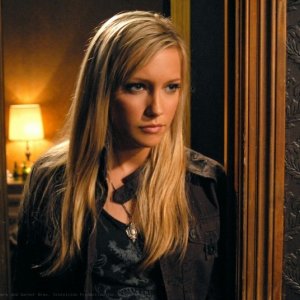 Katie Cassidy interpreta il demone Ruby nella serie Supernatural, episodio 'Sin City'