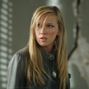 Katie Cassidy, nel ruolo del demone Ruby, nell'episodio 'Malleus Maleficarum' della serie Supernatural