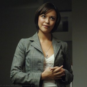 Marisa Ramirez, nel ruolo di un demone, nell'episodio 'Malleus Maleficarum' della serie Supernatural