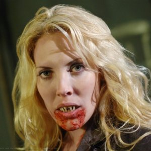 Mercedes McNab è una vampira nell'episodio 'Fresh Blood' della serie Supernatural
