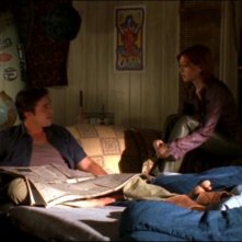 Alyson Hannigan e Nicholas Brendon nell'episodio 'Lupi mannari' della quarta stagione di Buffy - L'ammazzavampiri