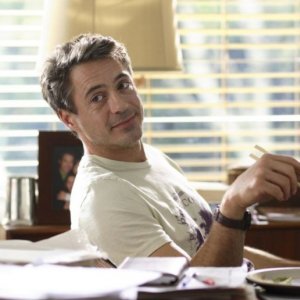 Robert Downey Jr. in una sequenza del film Charlie Bartlett (2007)