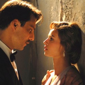 Alessandro Preziosi e Kasia Smutniak in un momento del film tv 'Indagine non autorizzata'