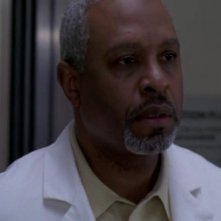 James Pickens Jr. nel ruolo del dottor Webber, primario di cardiochirurgia nella serie Grey's Anatomy, episodio 'the Name of the Game'