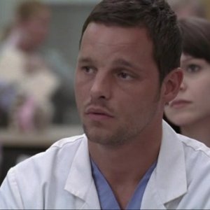 Justin Chambers nell'epsiodio 'Tell me sweet little lies' della serie tv Grey's Anatomy