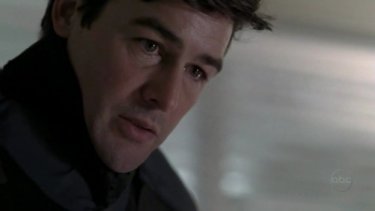 Kyle Chandler nel ruolo dell'artificiere Dylan Young nell'episodio 'As we Know it' della serie Grey's Anatomy