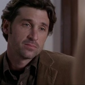 Patrick Dempsey nei panni del dottor 'Stranamore' Sheperd nell'episodio 'Tell me sweet little lies' della serie Grey's Anatomy