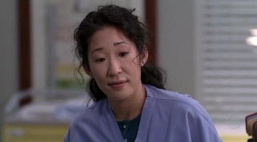 Sandra Oh nell'episodio 'Grandma got run over by a reindeer' della serie Grey's Anatomy