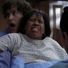 T.R. Knight e Chandra Wilson nell'episodio 'As we know it' della serie tv Grey's Anatomy