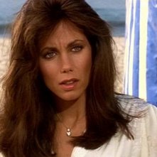 Deborah Shelton in una scena di OMICIDIO A LUCI ROSSE