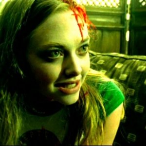Amanda Seyfried nell'episodio 'Julia e John' della prima stagione di 'Veronica Mars'