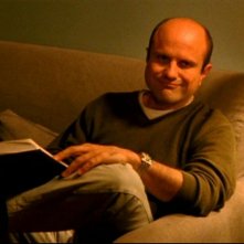 Enrico Colantoni in una scena dell'episodio 'Un nuovo ragazzo ' della prima stagione di 'Veronica Mars'