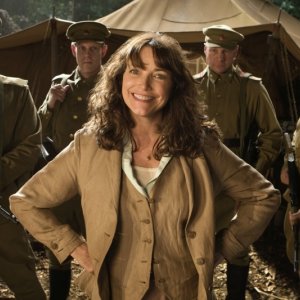 Karen Allen in una scena del film Indiana Jones e il regno del Teschio di cristallo