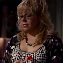 Kirsten Vangsness veste i panni di Garcia, l'esperta di informatica, nella serie Criminal Minds, episodio 'Birthright'