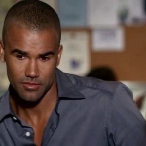 Shemar Moore  veste i panni del profiler Derek Morgan, nell'episodio 'Scared to Death' della serie tv Criminal Minds
