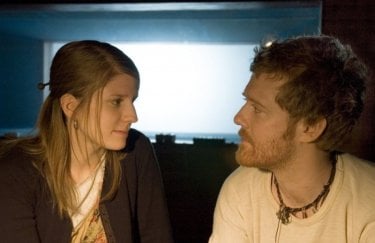 Markéta Irglová e Glen Hansard, in una immagine del film Once