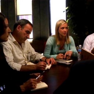 Da sinistra: Lola Glaudini, Mandy Patinkin, A.J. Cook e Shemar Moore nell'episodio 'Compulsion' della serie Criminal Minds