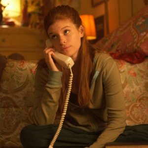 Kate Mara in una sequenza della teen comedy Full of it