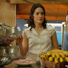 Liliana Castro in una scena del film L'anno in cui i miei genitori andarono in vacanza