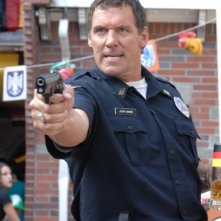 Ralf Moeller in una scena del film Postal