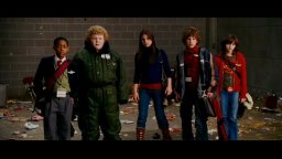 Unaccompanied Minors - Trailer