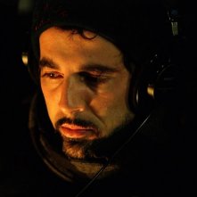 Il regista Francesco Munzi sul set del dramma Il resto della notte