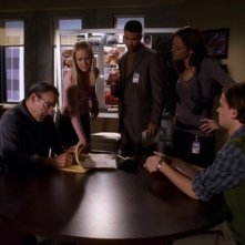 Shemar Moore, Mandy Patinkin, A.J. Cook, Lola Glaudini e Matthew Gray Gubler. Il team dei profiler si prepara ad affrontare il nuovo caso nell'episodio 'Natural born Killer' della serie Criminal Minds