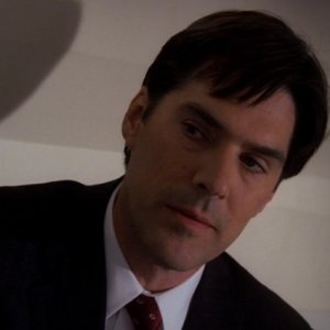 Thomas Gibson in un momento dell'episodio 'L.D.S.K.' della serie Criminal Minds