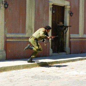 Benicio Del Toro è Ernesto Guevara in una scena del film Che