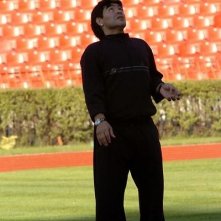 El pibe de oro palleggia nel documentario Maradona by Kusturica
