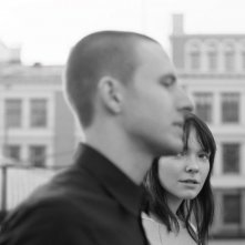 Anders Danielsen Lie e Viktoria Winge in una scena del film Reprise