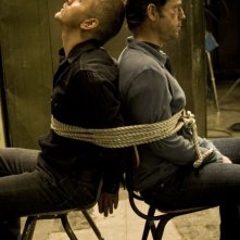 Barry Pepper e Greg Kinnear in una scena del film Identità sospette