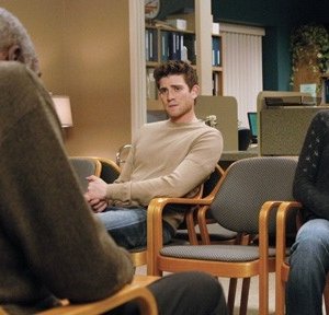 Bill Cobbs (di spalle), Laura Prepon e Bryan Greenberg in 'Forever Until Now'