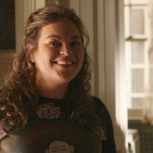 Rebecca Field nell'episodio 'Let's Get Owen' di October Road