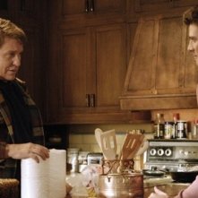 Tom Berenger e Bryan Greenberg nell'episodio 'Secret and Guys' di October Road
