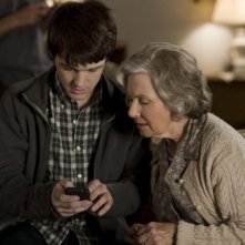 Drake Bell e Marion Ross in una scena del film Superhero Movie