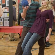 Drake Bell e Sara Paxton in una sequenza del film Superhero Movie