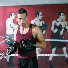 Giuseppe Fiorello sul ring in 'Il bambino della domenica'