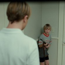 Devon Gearhart in una scena del film Funny Games