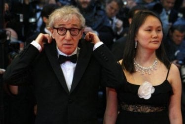 Festival di Cannes 2008: Woody Allen, sua moglie Soon-Yi Previn alla presentazione di Vicky Cristina Barcelona