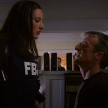 Lola Glaudini e Christopher Grove, un sospetto serial killer, nell'episodio 'Unfinished Business' della serie Criminal Minds