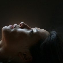 Lucy Liu in una scena del vampire-movie La setta delle tenebre