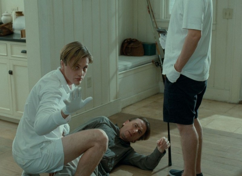 Michael Pitt e Tim Roth in una scena del film Funny Games