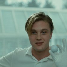 Un primo piano di Michael Pitt in una scena del film Funny Games